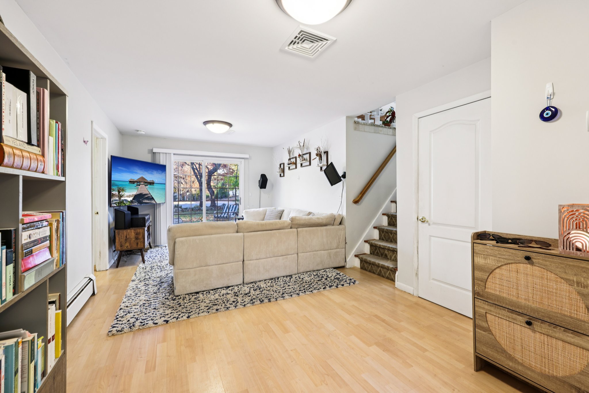 Spring Valley Rd-S0711-010.jpg