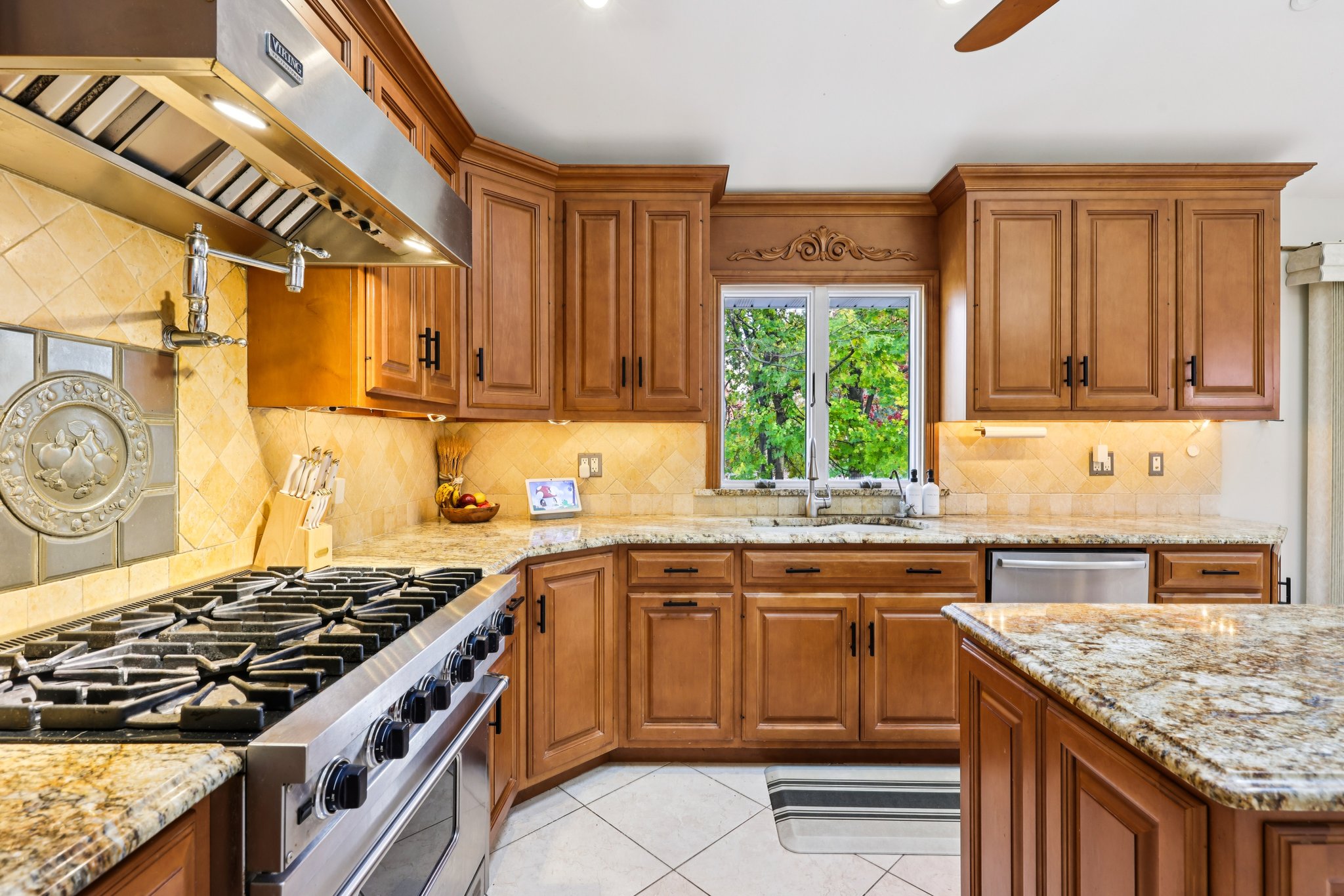 Spring Valley Rd-S0711-017.jpg