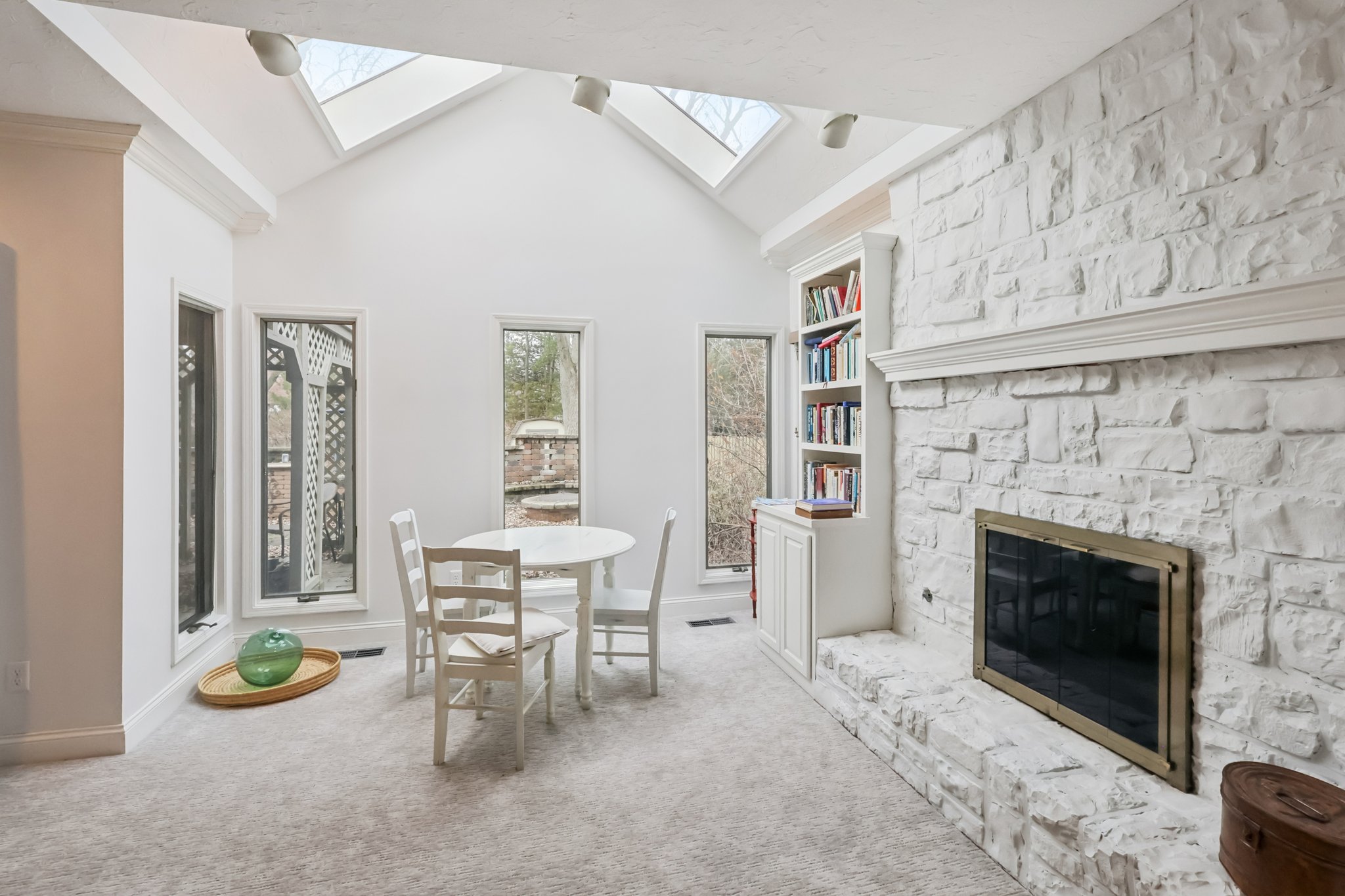 Brigadoon Ct-S2002-019.jpg