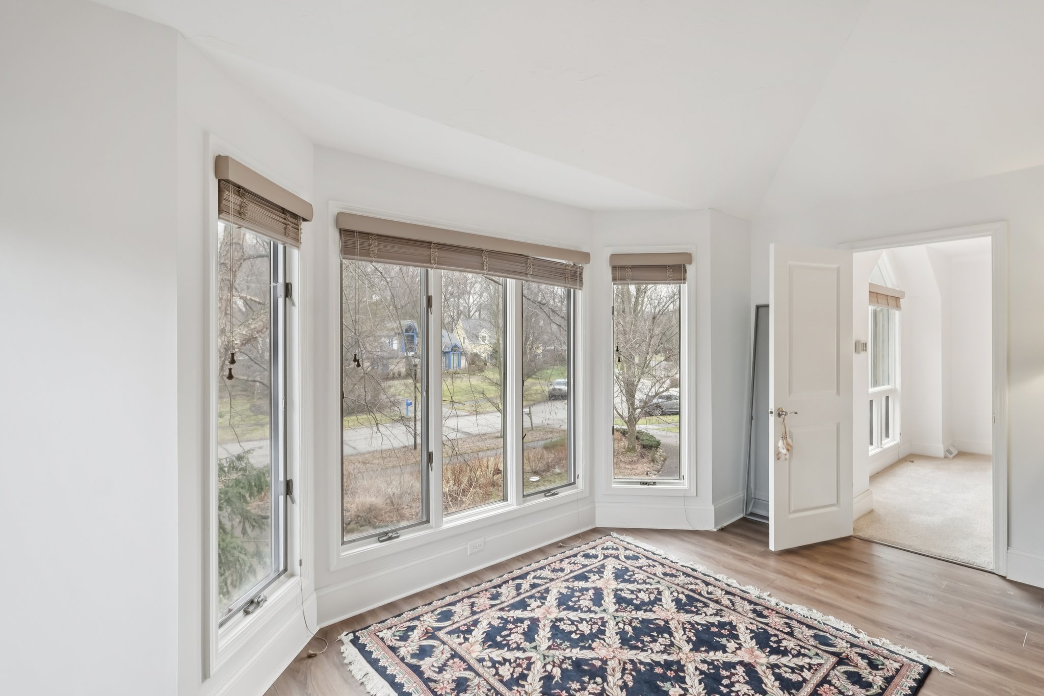 Brigadoon Ct-S2002-046.jpg