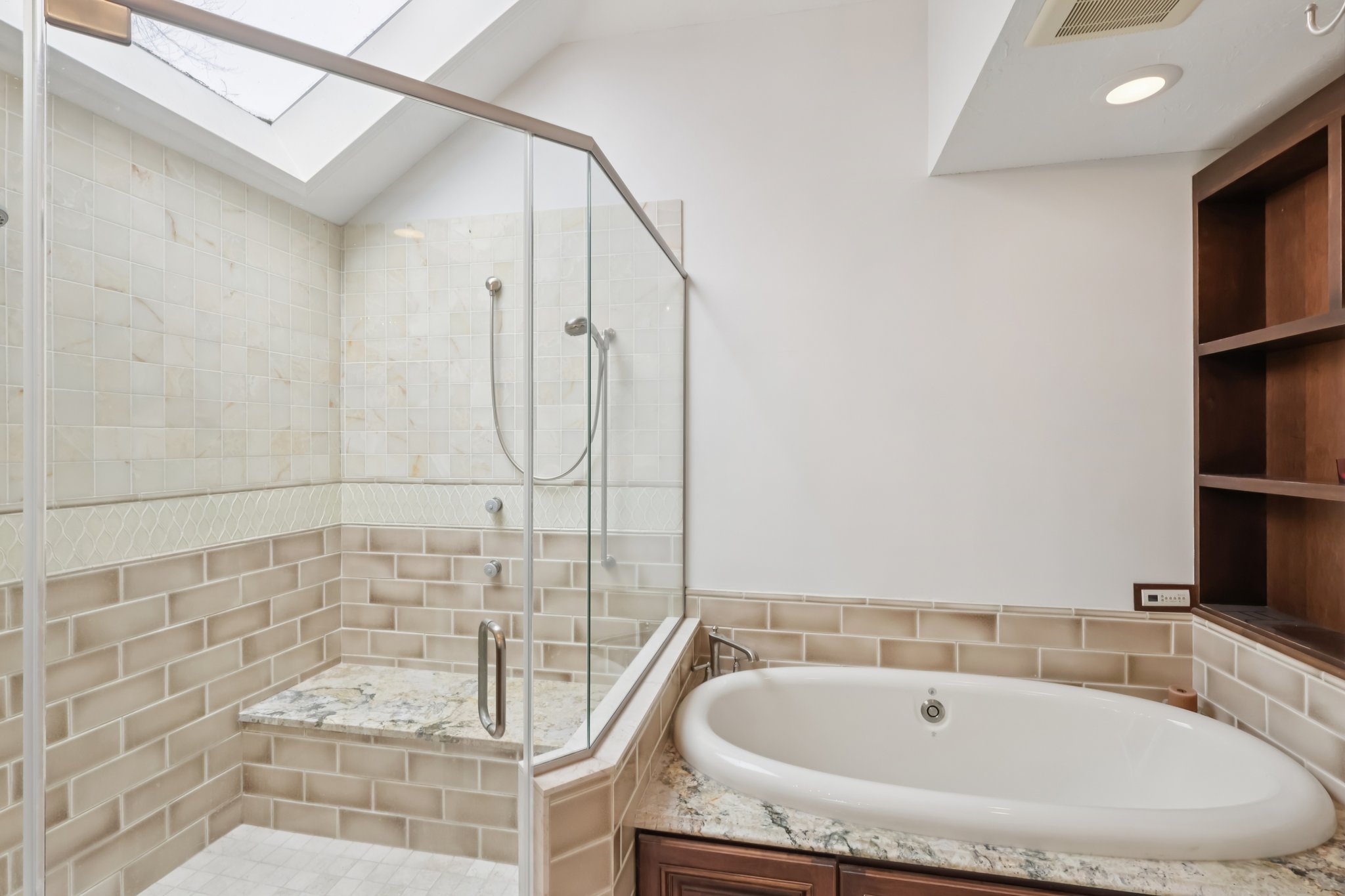 Brigadoon Ct-S2002-051.jpg