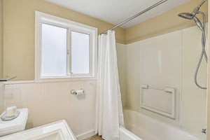 NE 60th Ave-S2104-036.jpg