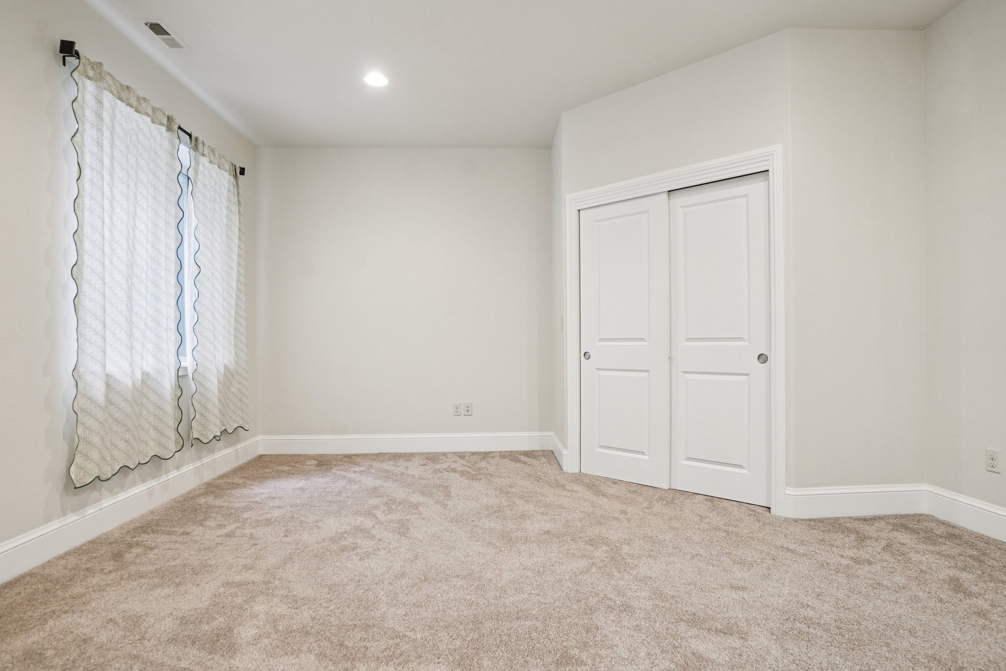 S Humboldt St-S0804-040.jpg