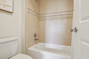 S Humboldt St-S0804-046.jpg