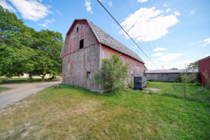  Photo 43