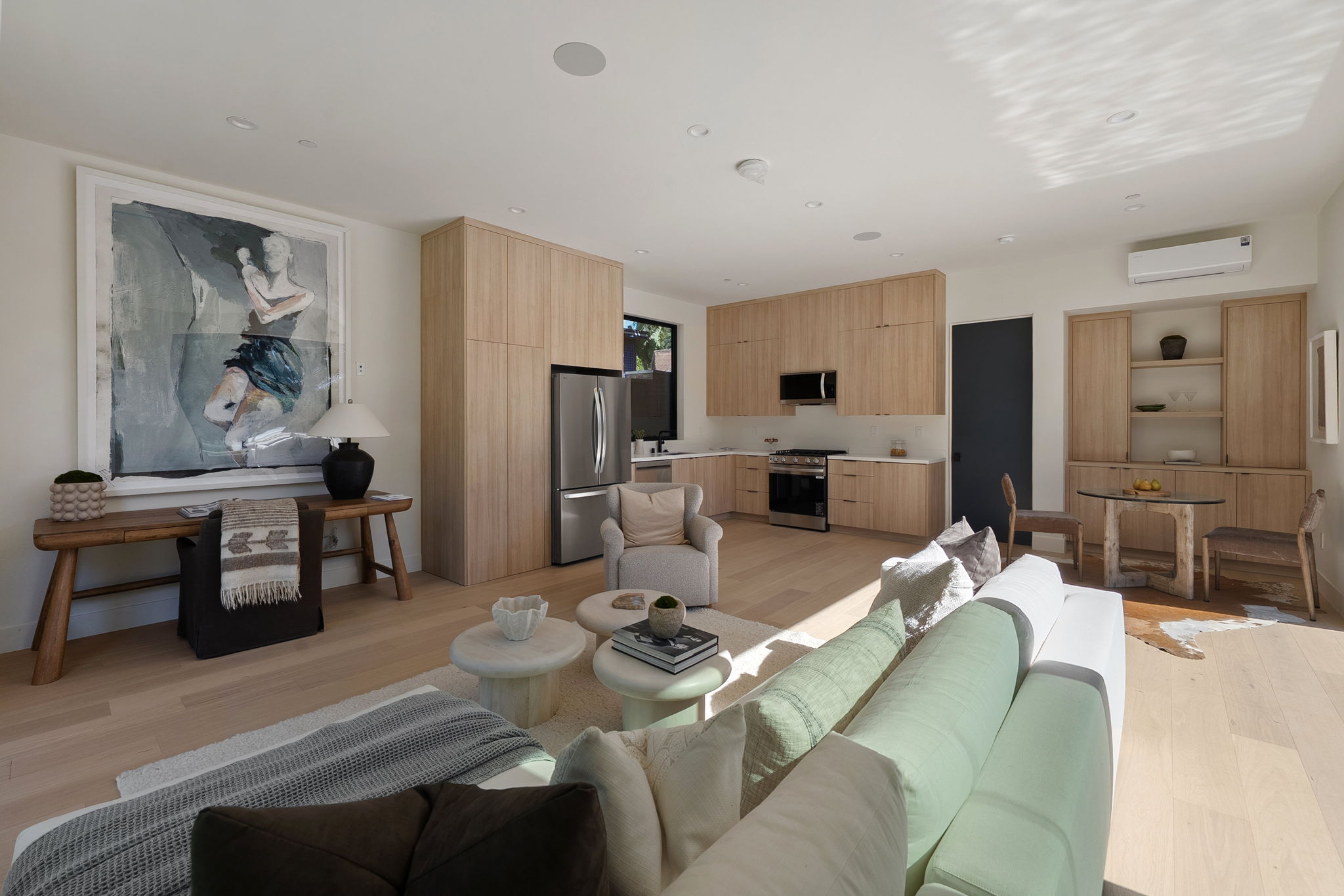 23416 Califa Street-89