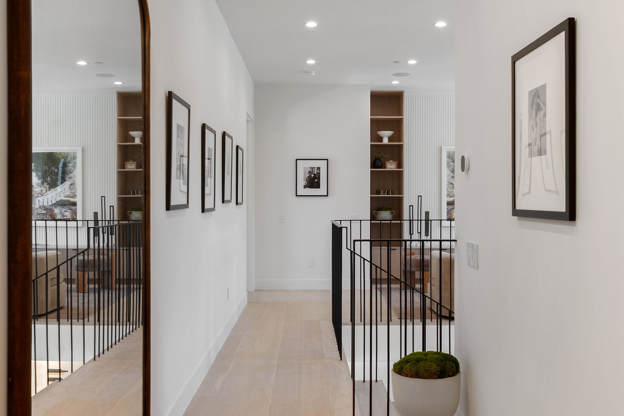 23416 Califa Street-106