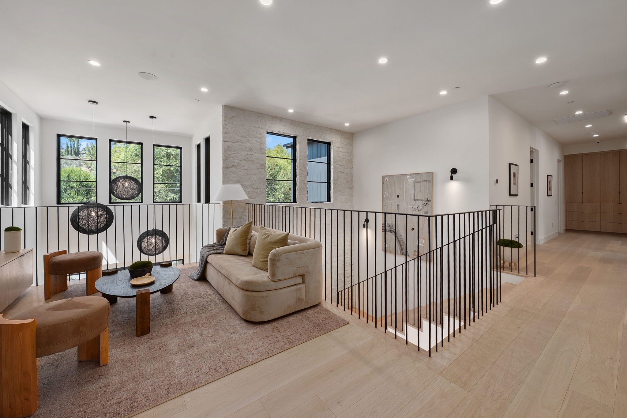 23416 Califa Street-108