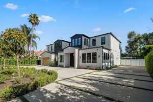 23416 Califa Street-18