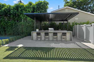 23416 Califa Street-73