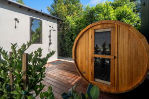 23416 Califa Street-83