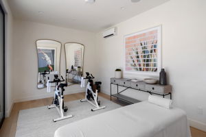 23416 Califa Street-102