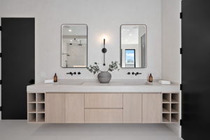 23416 Califa Street-120