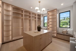23416 Califa Street-123