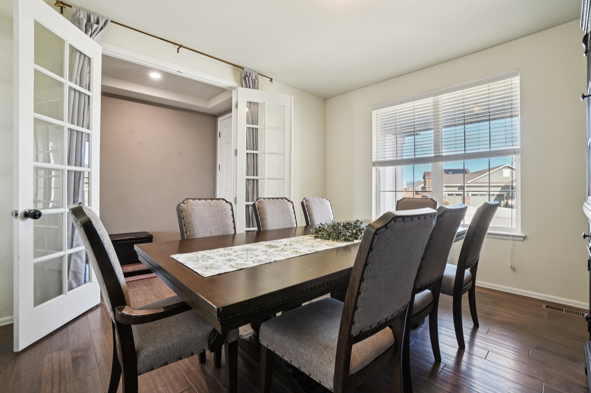 E 161st Ct-S1502-014.jpg