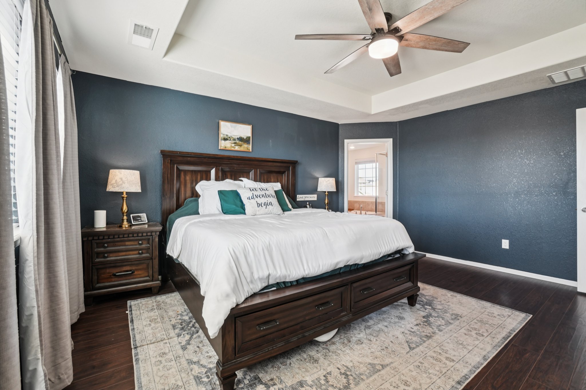 E 161st Ct-S1502-034.jpg