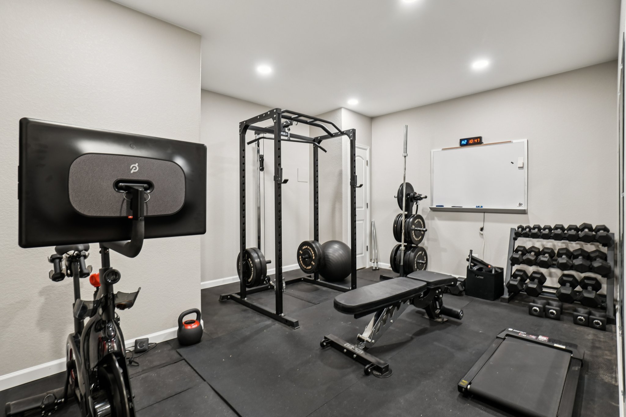 E 161st Ct-S1502-039.jpg