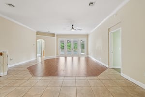 Robert D Rd-S0107-008.jpg