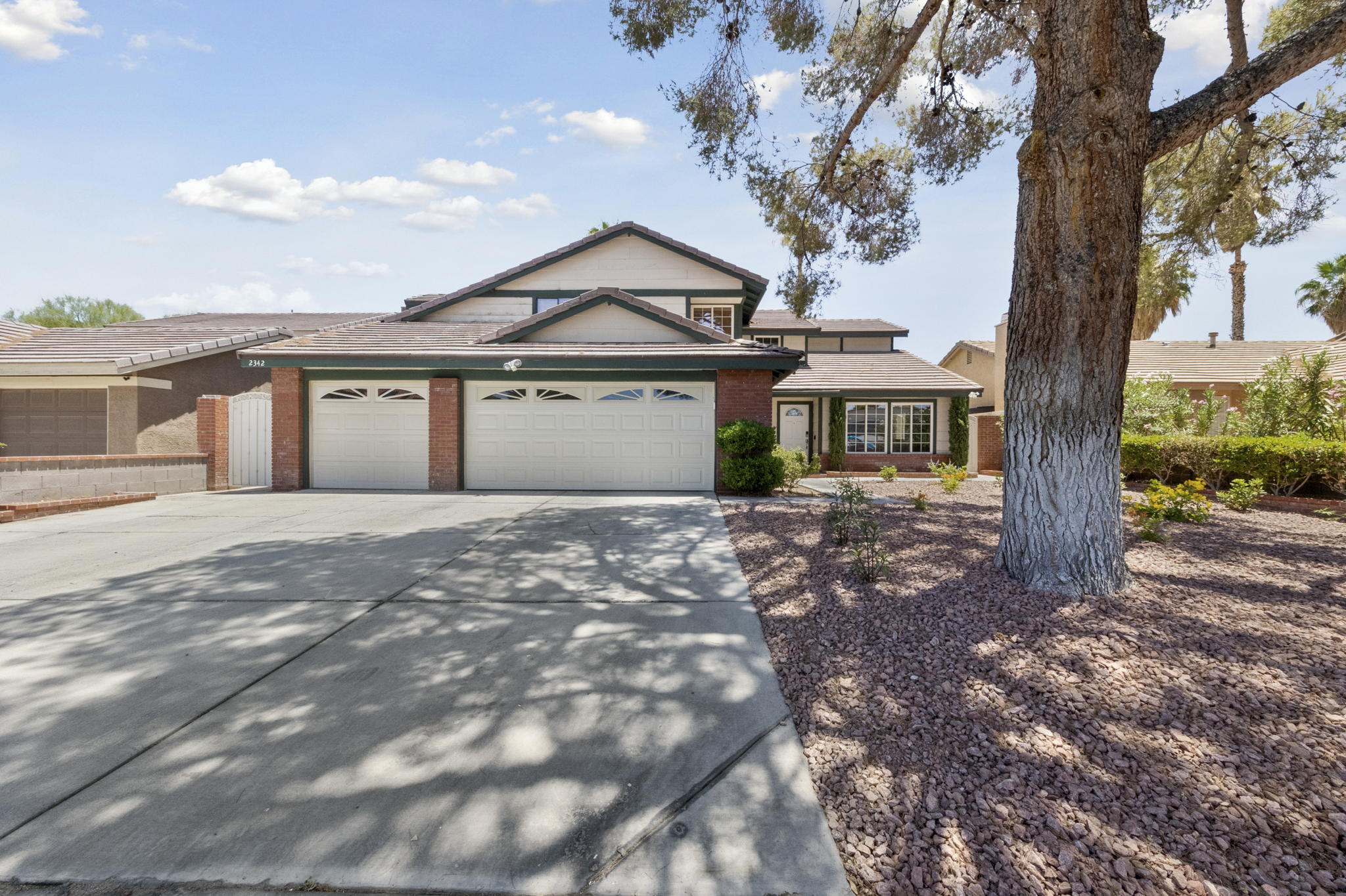2342 Viewcrest Rd, Henderson, NV 89014 Keith Diamond Photography & Design