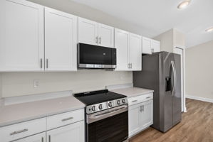 Kitchen 2 of 4
