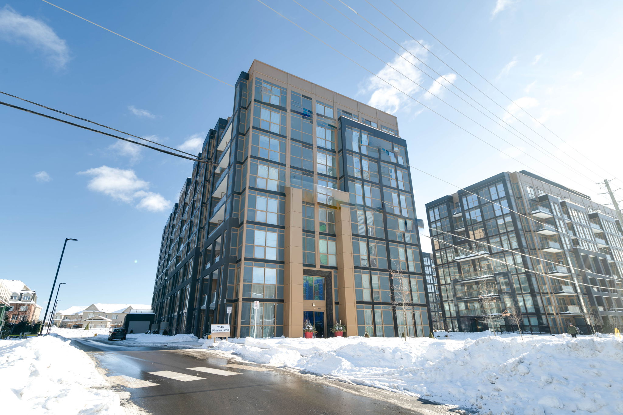 2343 Khalsa Gate UNIT 807 Oakville, ON L6M 4J2
