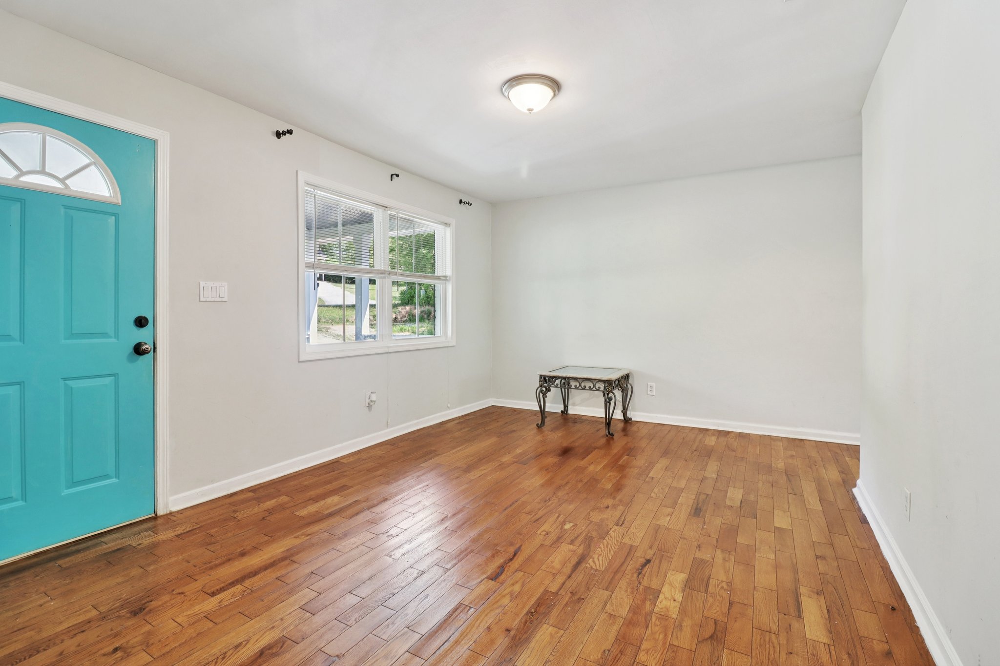 Chestnut Log Pl-S1504-010.jpg