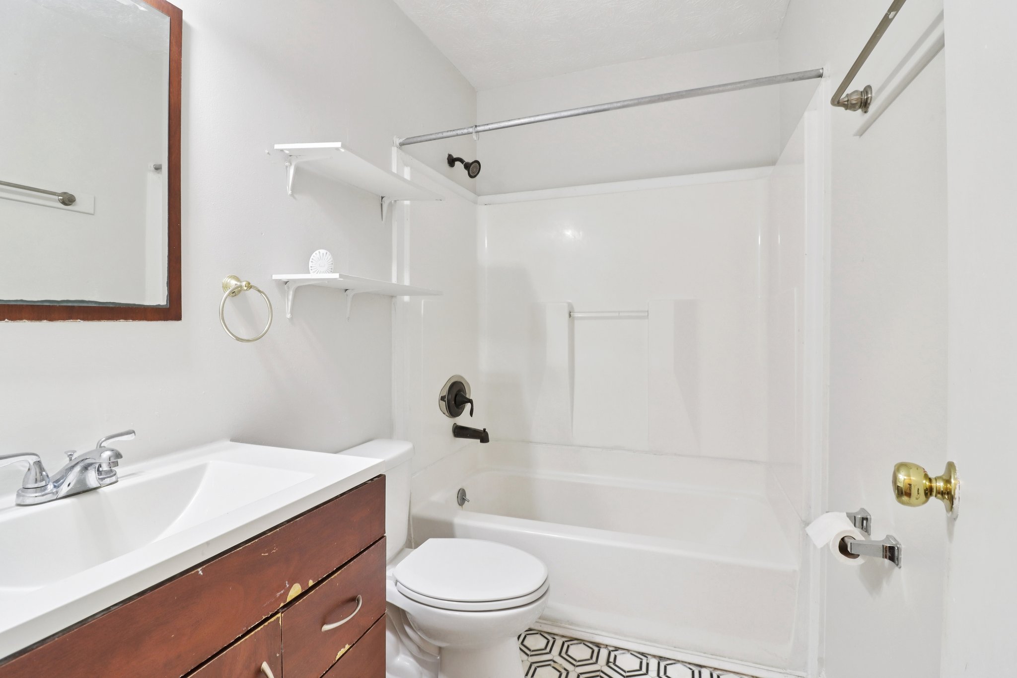 Chestnut Log Pl-S1504-031.jpg