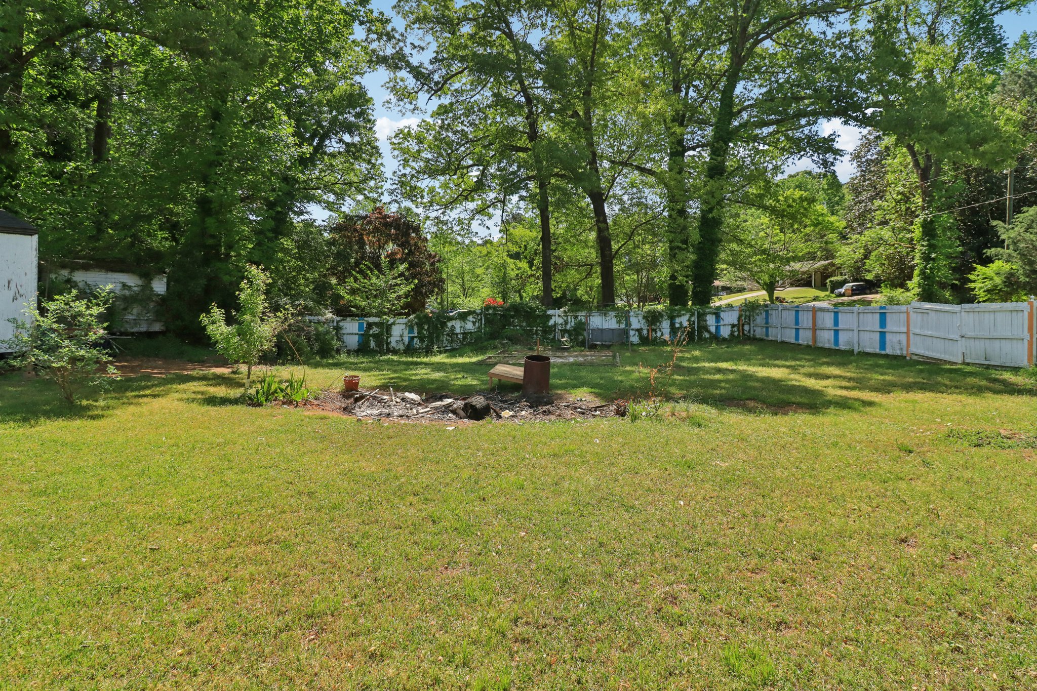 Chestnut Log Pl-S1504-049.jpg