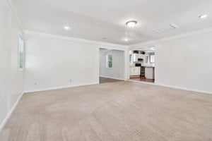 Chestnut Log Pl-S1504-021.jpg