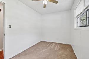 Chestnut Log Pl-S1504-028.jpg