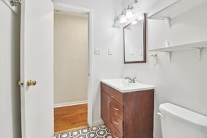 Chestnut Log Pl-S1504-032.jpg