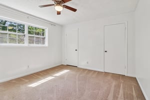 Chestnut Log Pl-S1504-037.jpg