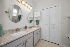 Master Bathroom1a