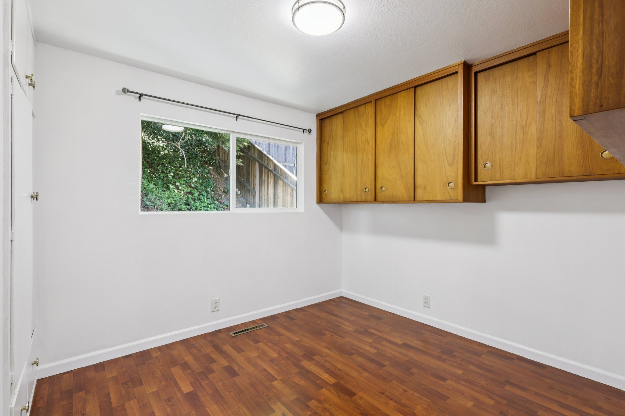 Shannon Ave-S0107-020.jpg