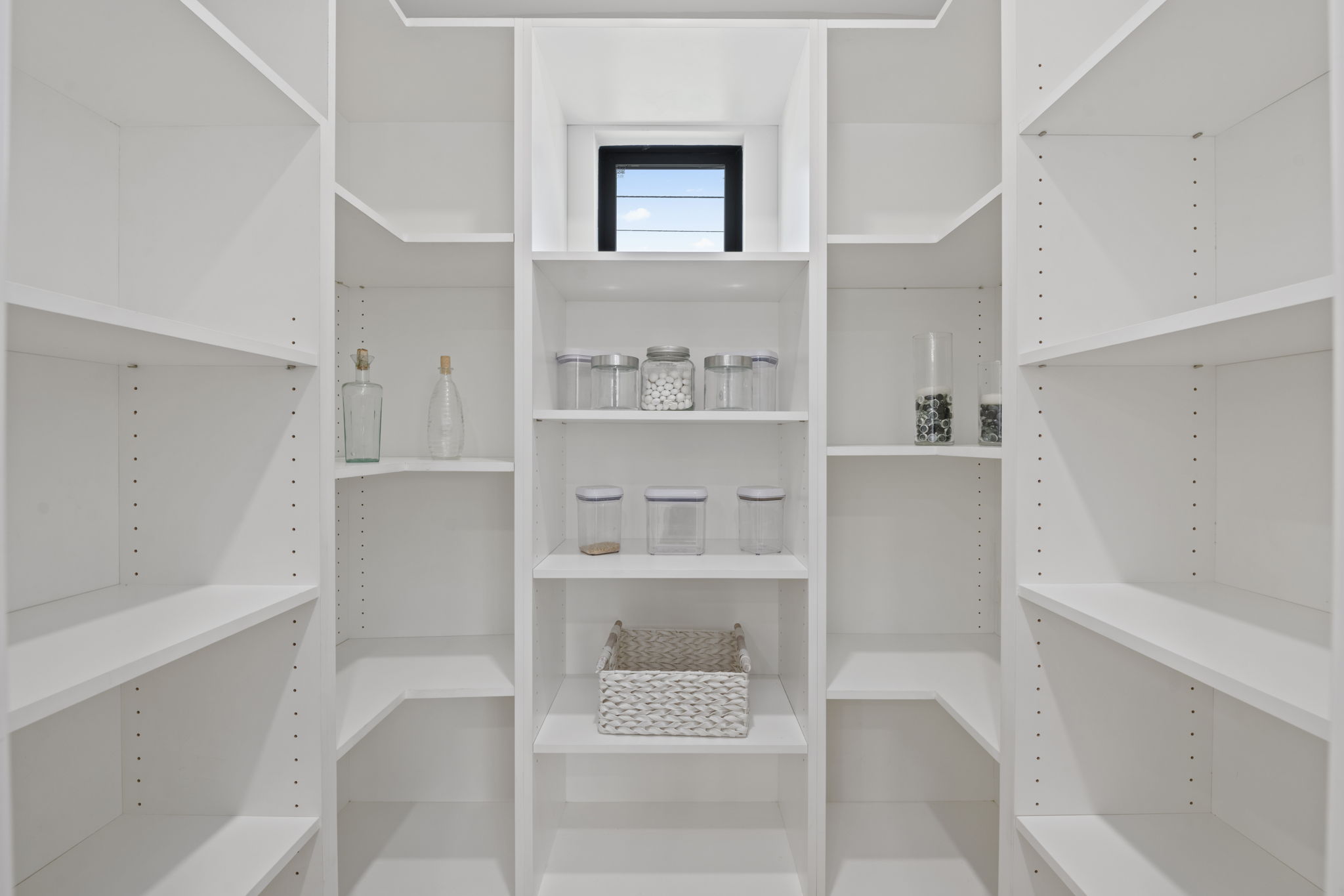 Walk in Pantry