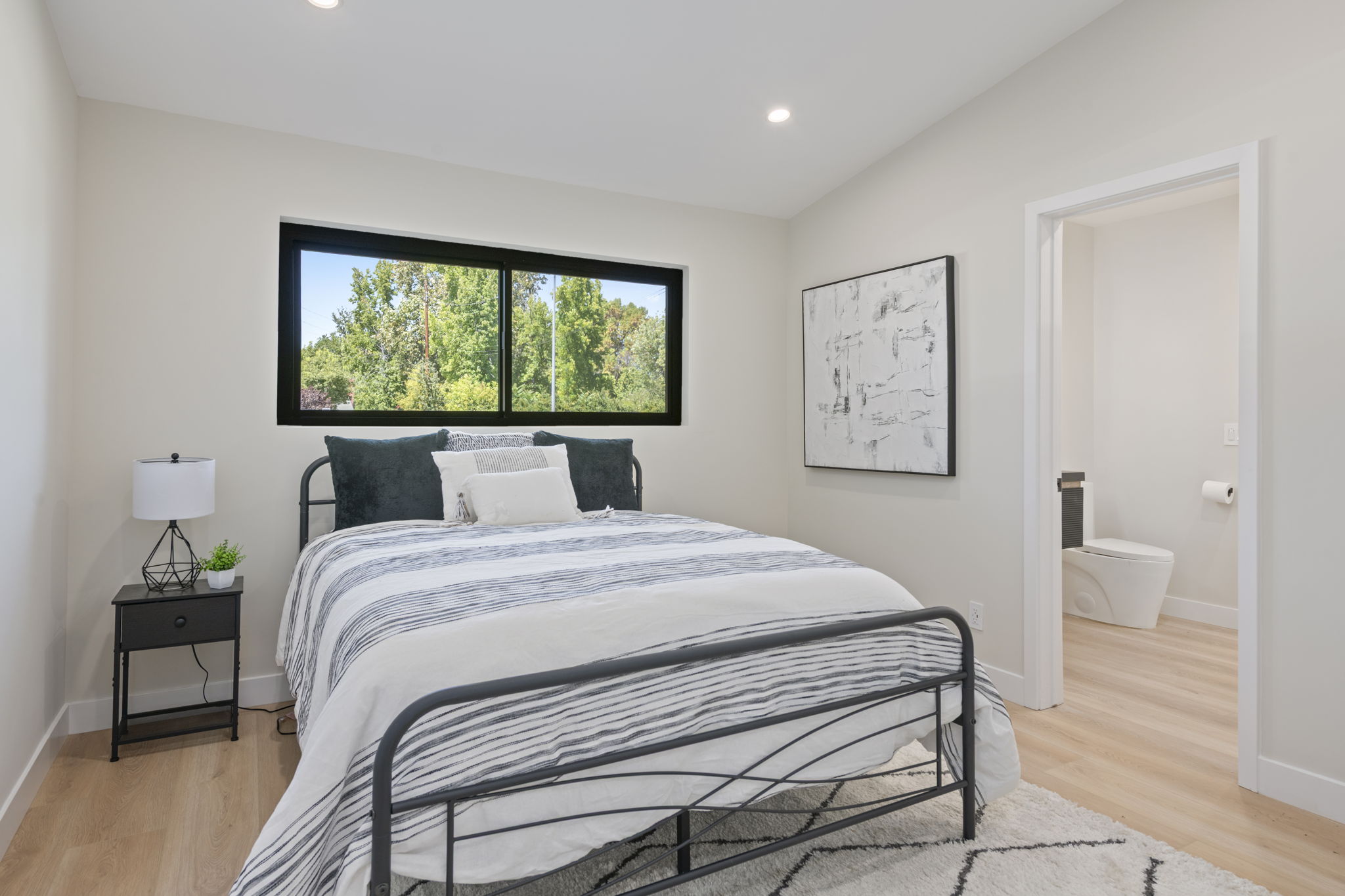 Guest Bedroom #2