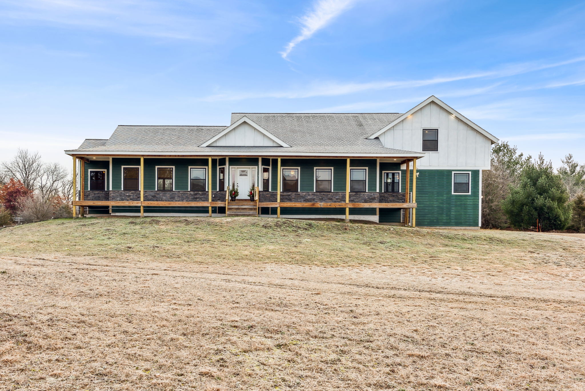 01_Exterior