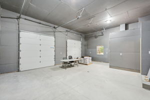 46_Interior