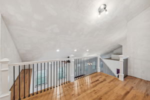 16_Interior