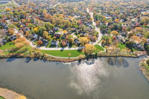Lakeshore Ct-064