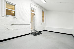  Photo 35