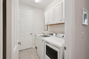 Waverly Cir-S0310-020.jpg