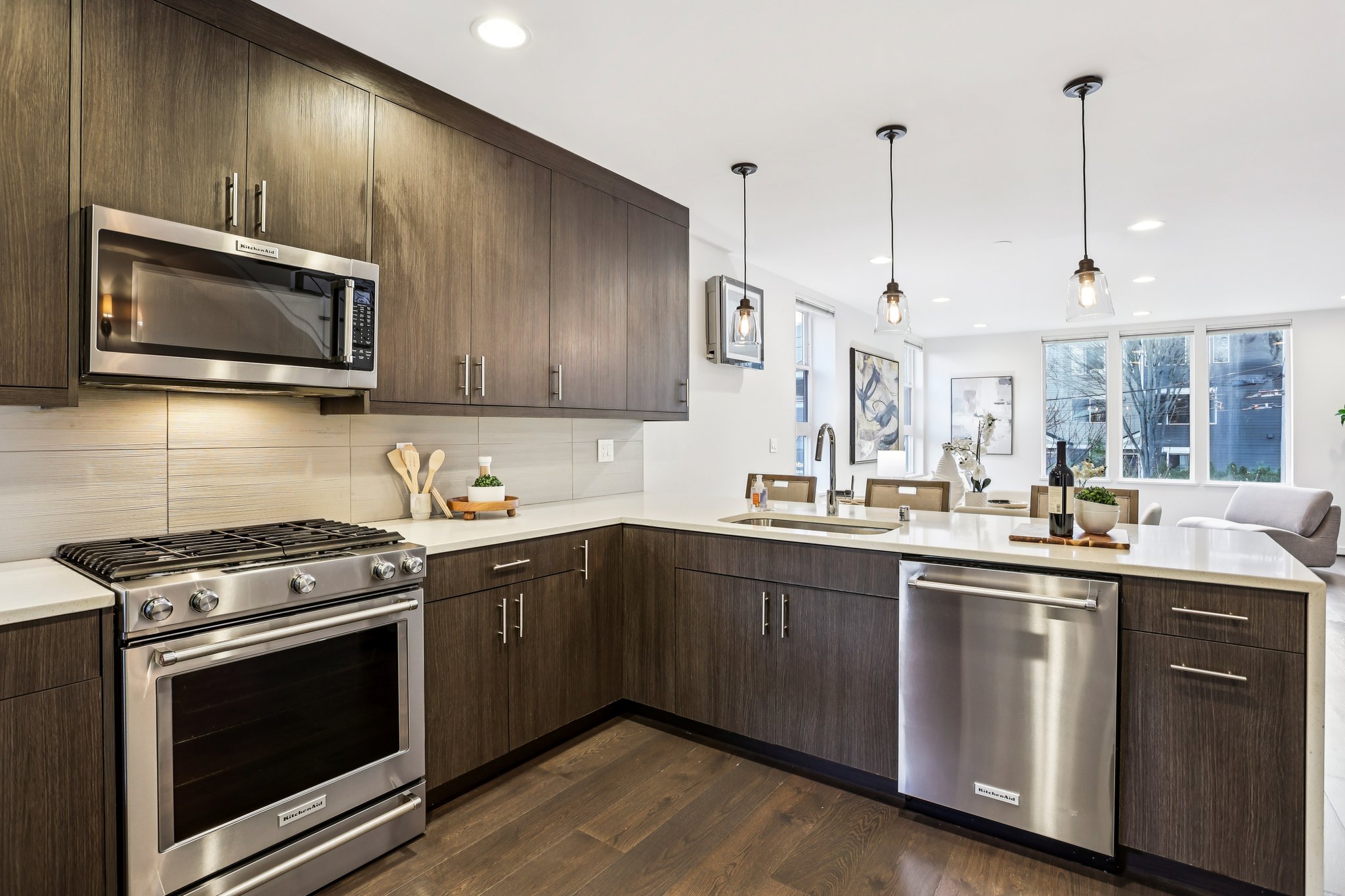 10th Ave-S1103-013.jpg