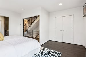 10th Ave-S1103-019.jpg