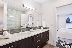 10th Ave-S1103-021.jpg