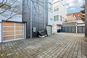 10th Ave-S1103-030.jpg