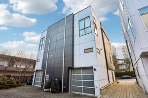 10th Ave-S1103-032.jpg