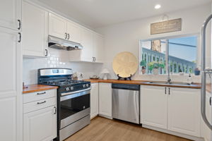 12-Unit A - Kitchen