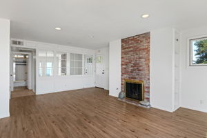 26-Unit B - Living Area