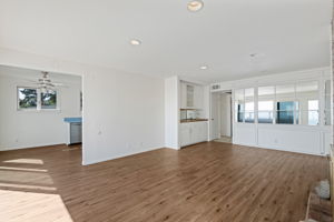 27-Unit B - Living Area